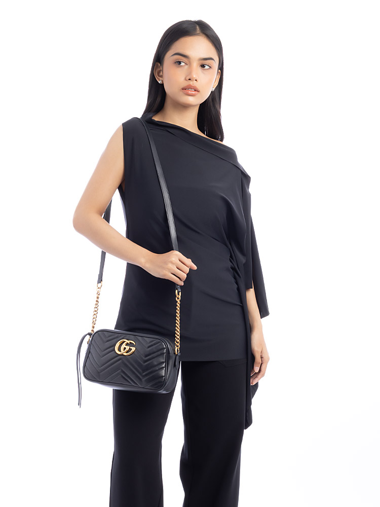 GG Marmont Matelasse Small Camera Bag Black