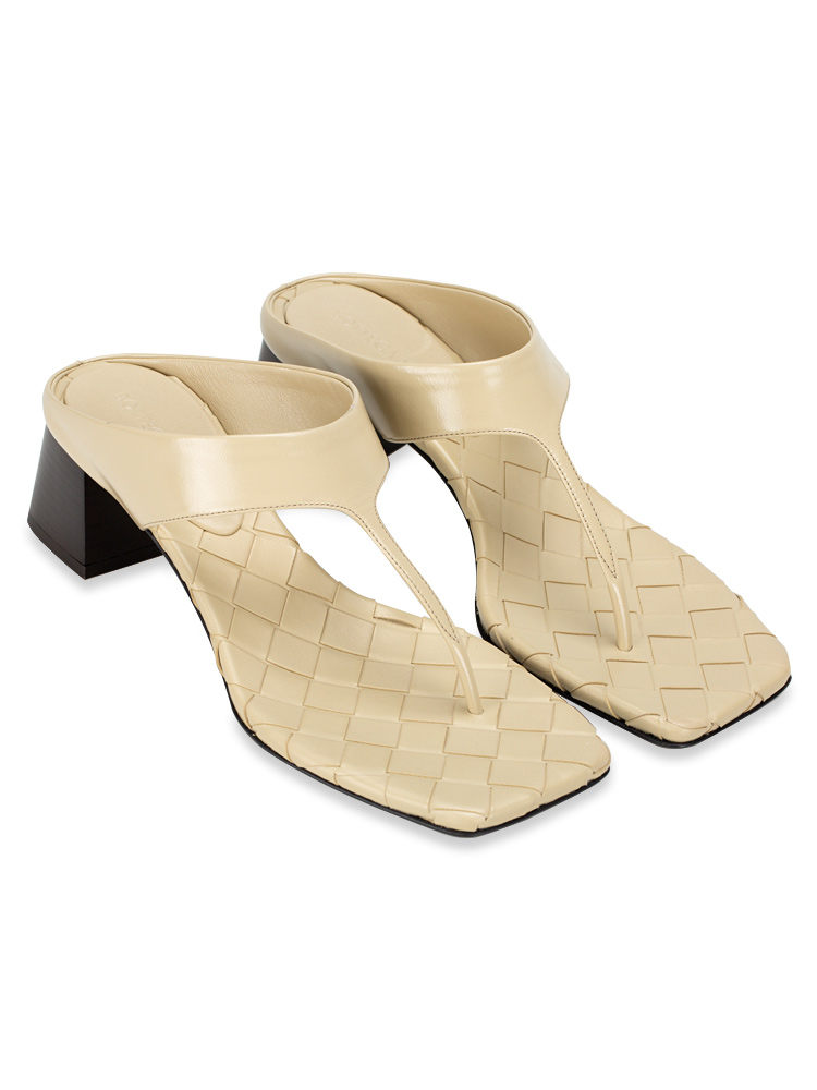 Cushion Lux Marella Thong Sandals Light Butterscotch Sz 36.5