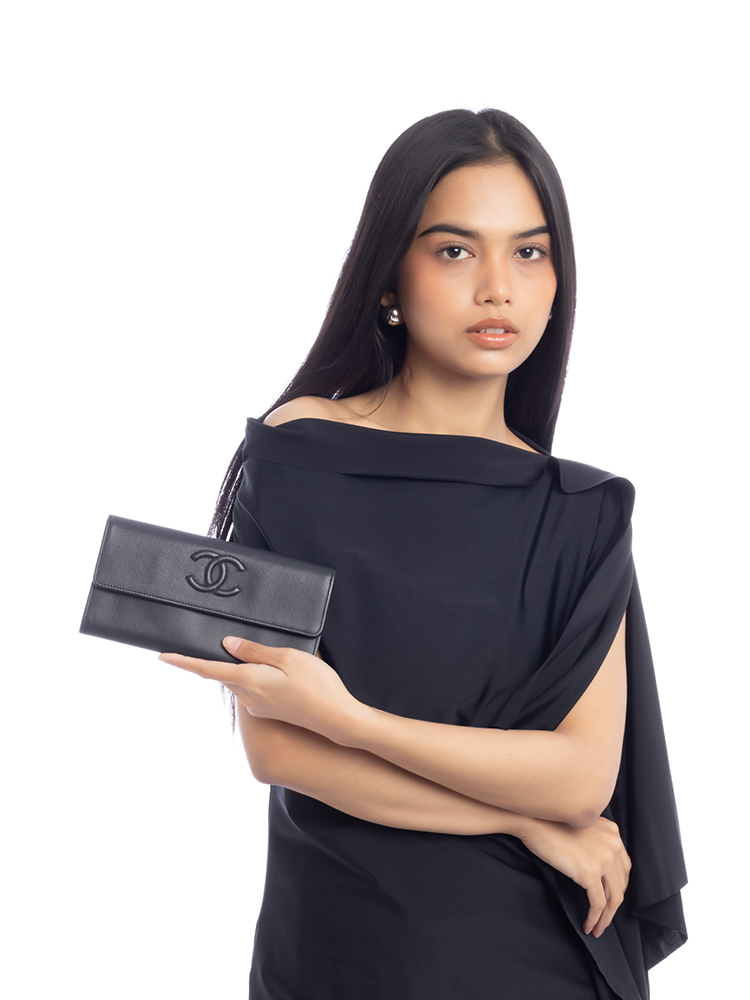 Caviar Timeless CC Large Gusset Flap Wallet Black