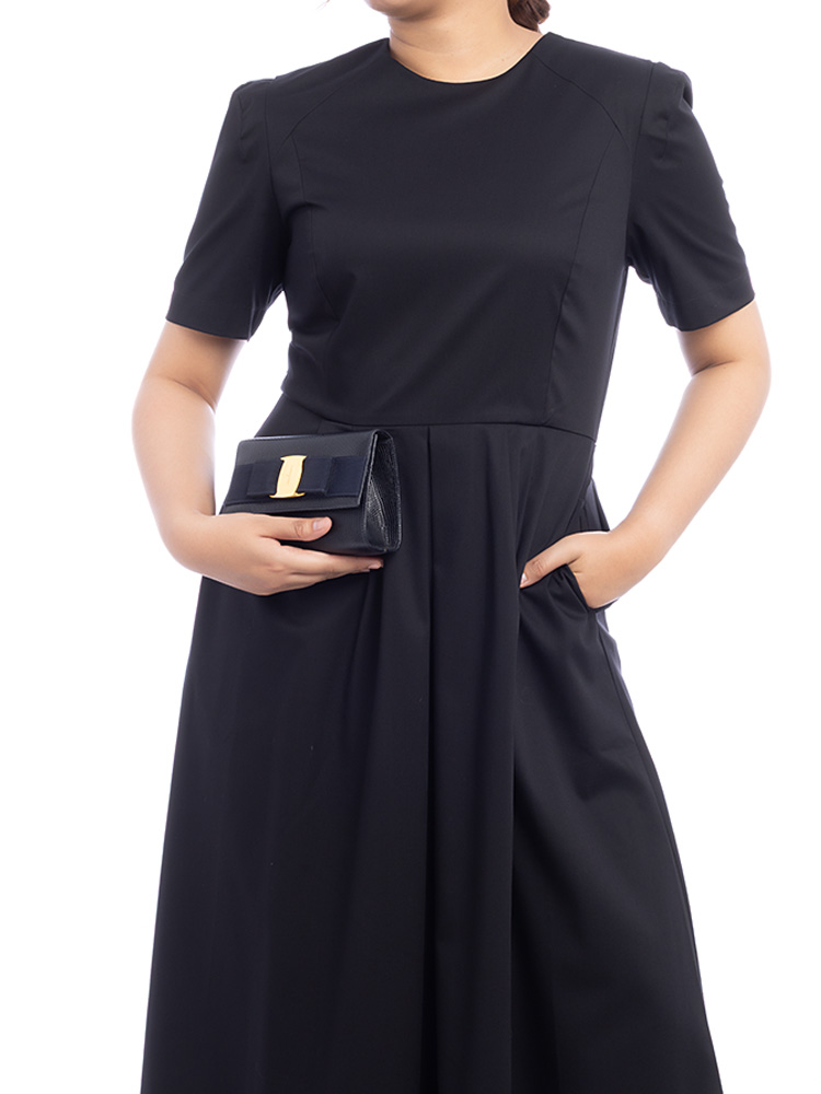 Scaled Leather Vara Bow Mini Chain Bag Black