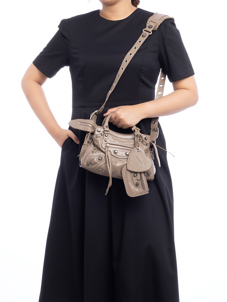 Neo Cagole XS Handbag Dark Mink Grey