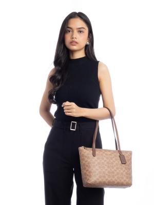 CBT18 Signature Fiona Zip Tote Tan Brown
