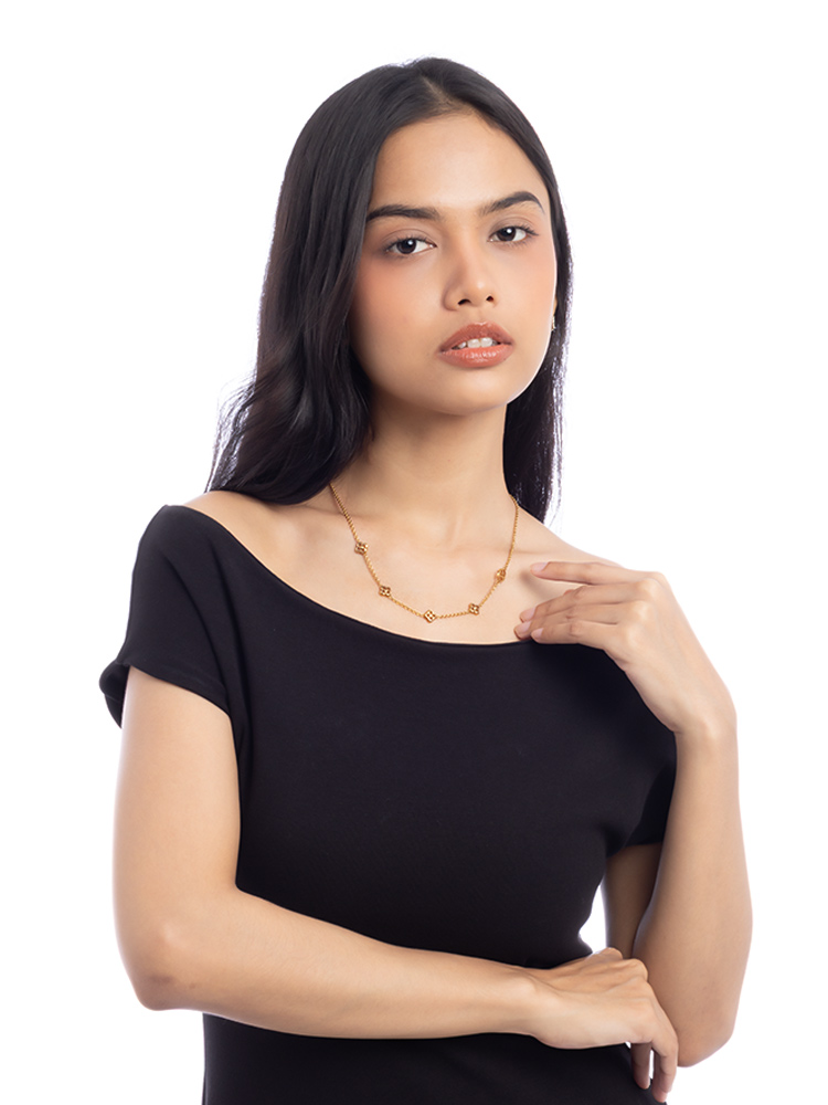 Flower Full Necklace Gold