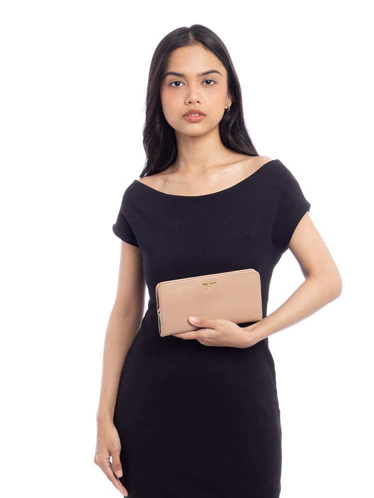 Saffiano Organizer Zip Wallet Beige