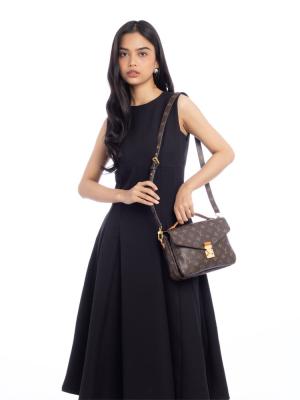 Monogram Pochette Metis