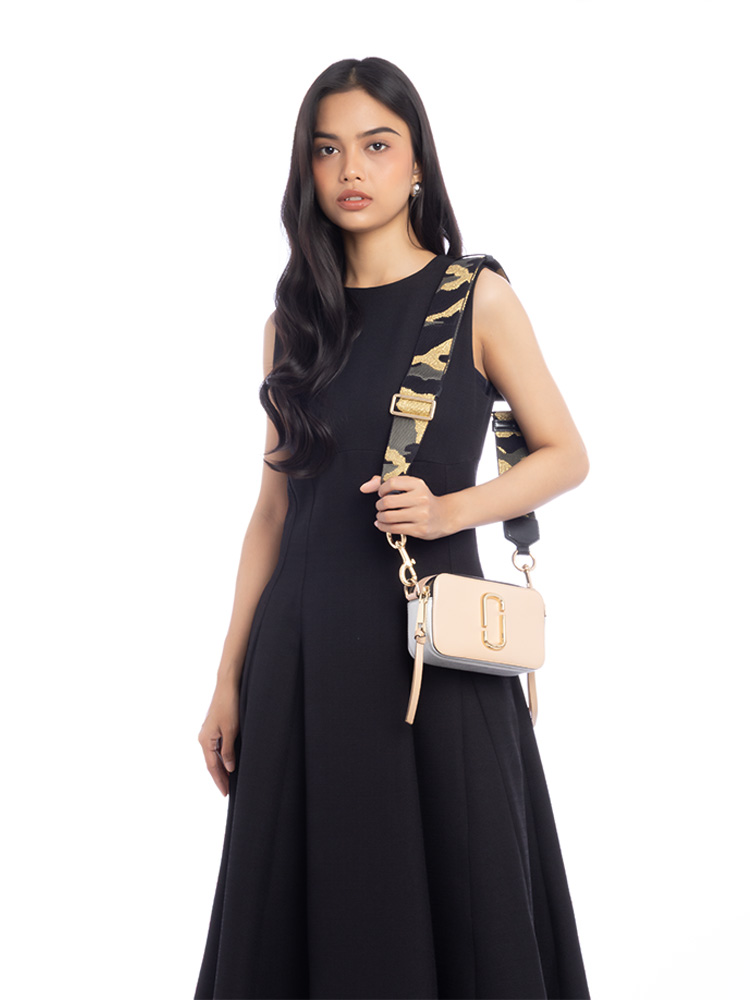 M0012007 The Snapshot Camera Bag Pink