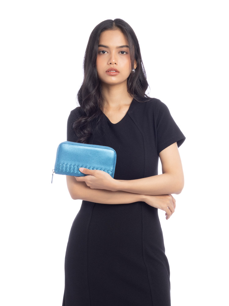 Nappa Intrecciato Moondust Zip Wallet Blue