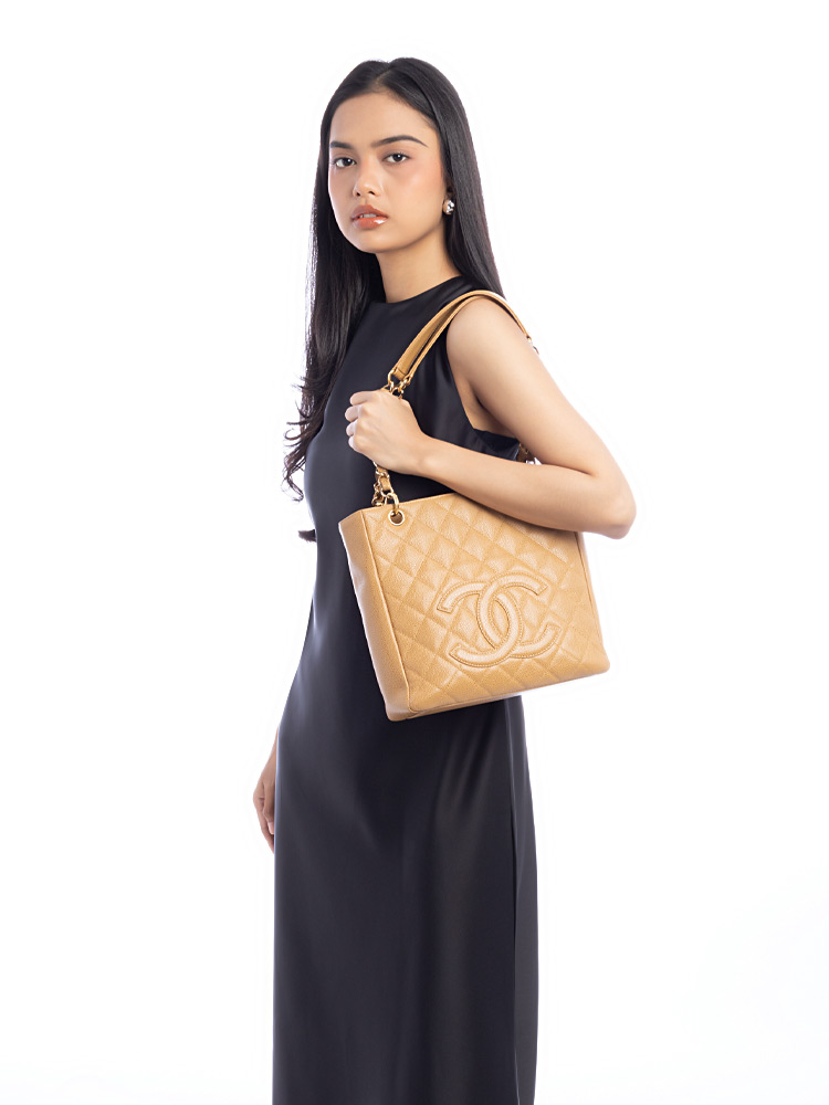 Caviar Petit Shopping Tote PST Dark Beige