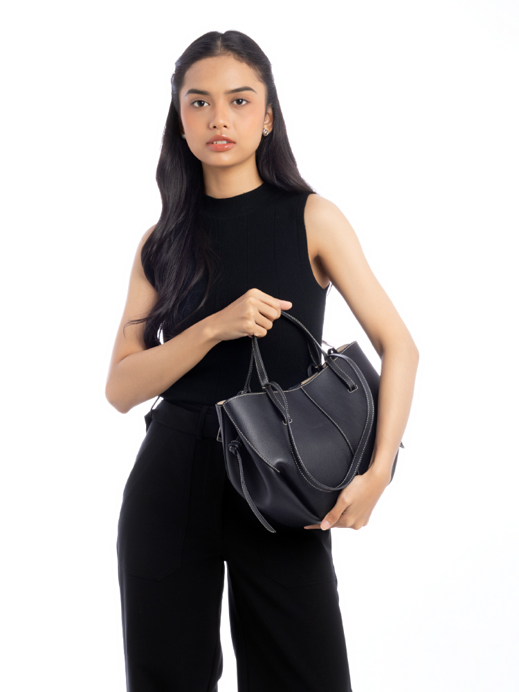 Textured Calfskin Béri Black