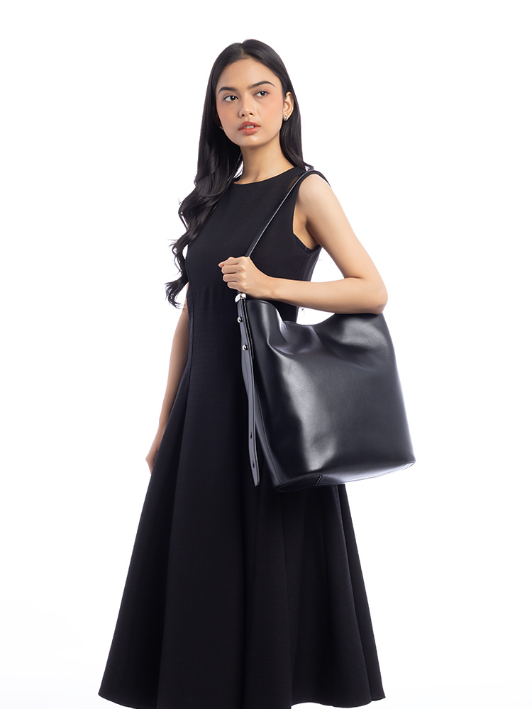 Halo Large Bucket Bag Black