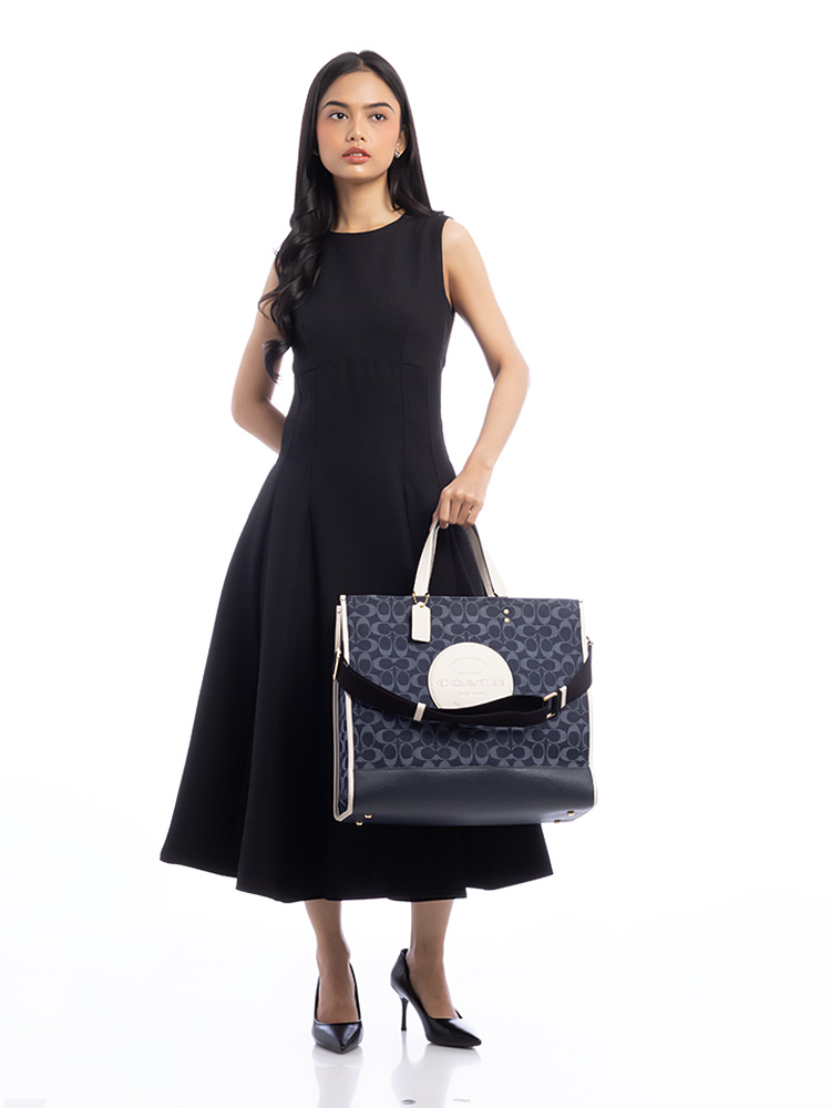 C2827 Signature Jacquard Patch Dempsey 40 Tote Denim Multi