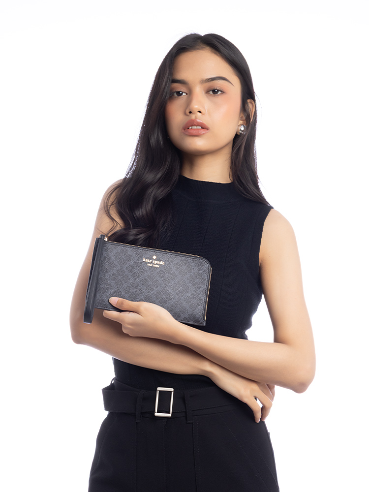 Lucy Spade Flower Medium L Zip Wristlet Black