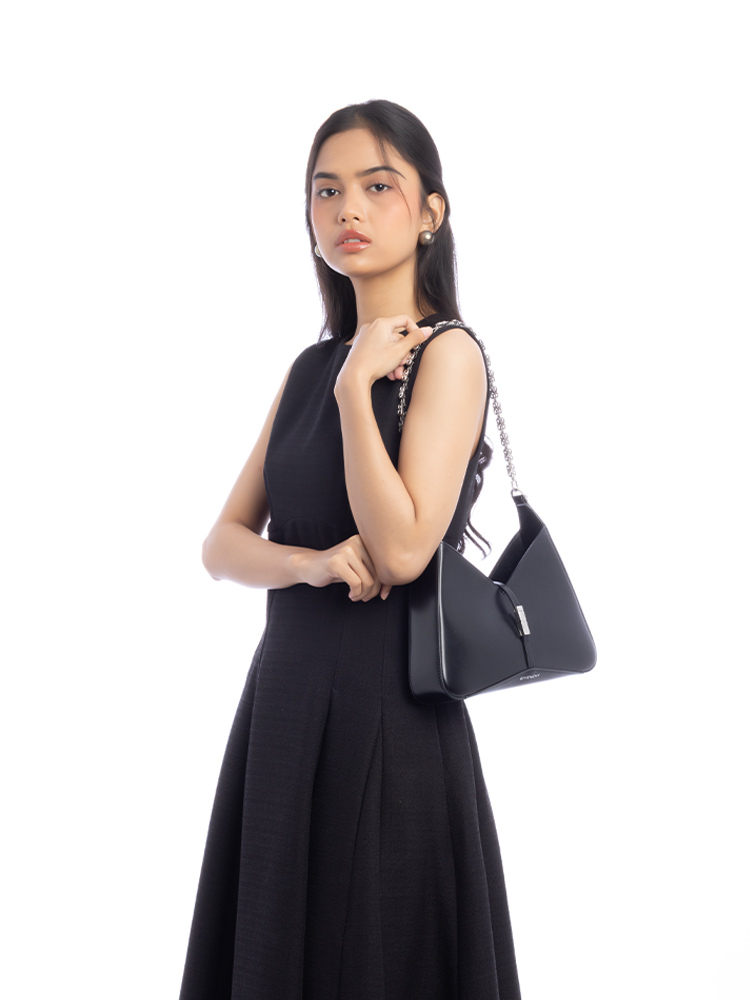 Box Calfskin Cut Out Small Shoulder Bag Black