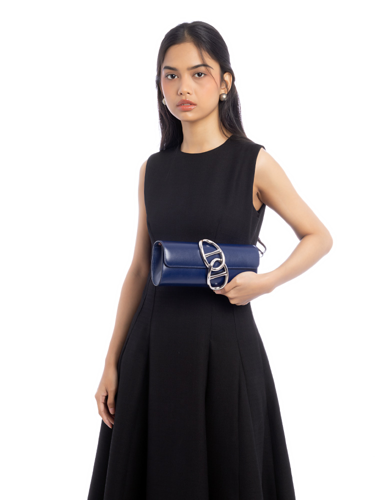 Tadelakt Calfskin Egee Clutch Bleu Sapphire