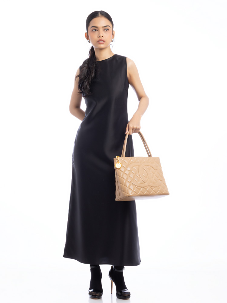 Caviar Medallion Tote Beige