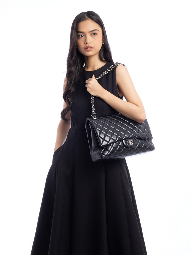 Lambskin Classic Maxi Single Flap Bag Black