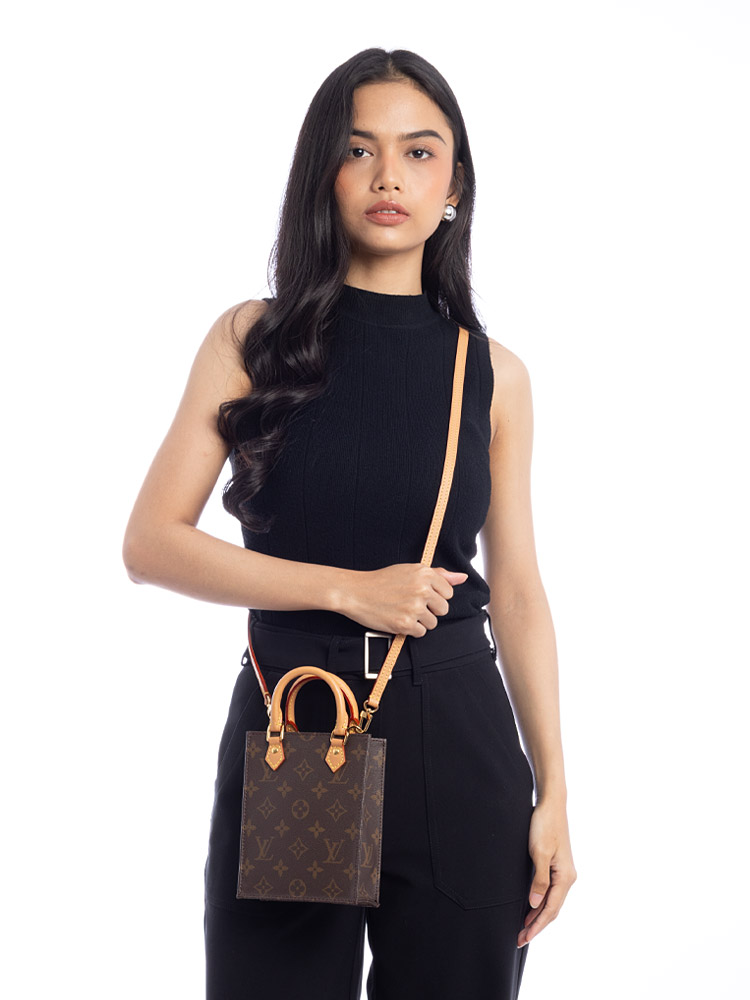 Monogram Petit Sac Plat