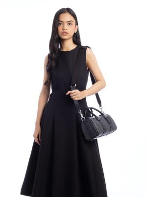 CCF49 Signature Compass Bag 25 Black