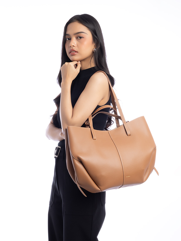 Textured Calfskin Cyme Tote Camel