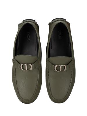 Men Grained Calfskin Odéon Loafers Olive Sz 41