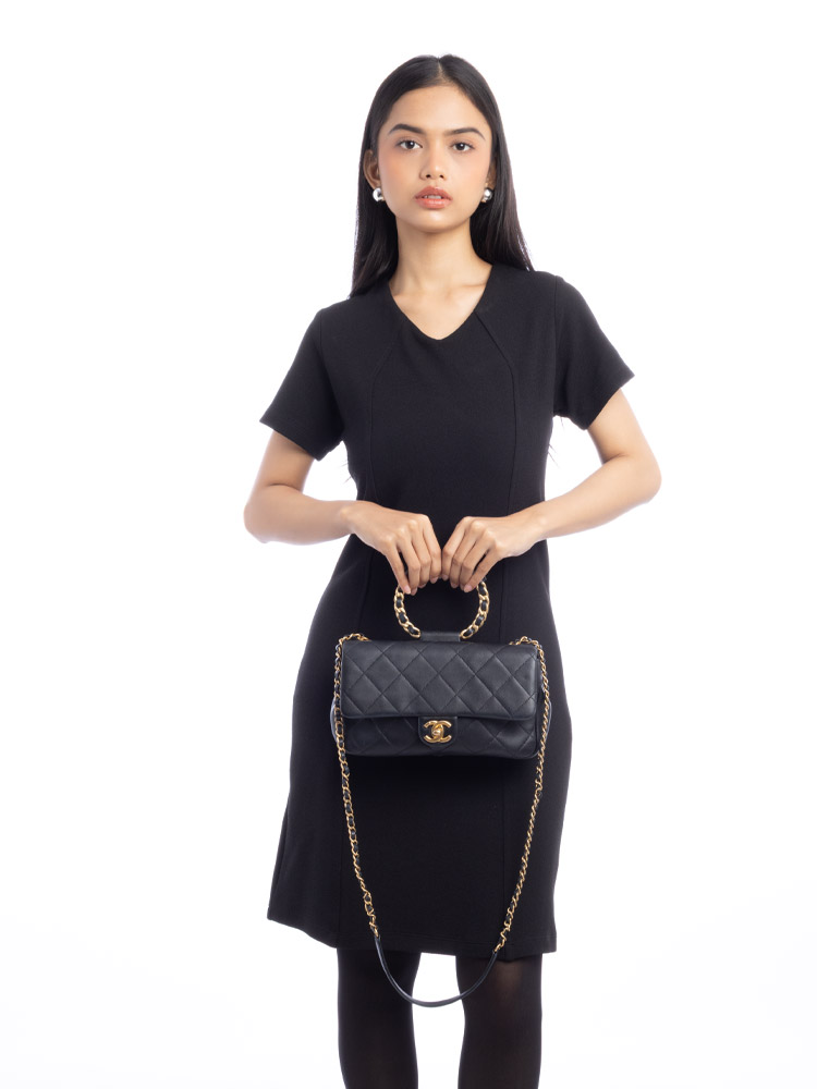 Lambskin In The Loop Medium Flap Bag Black