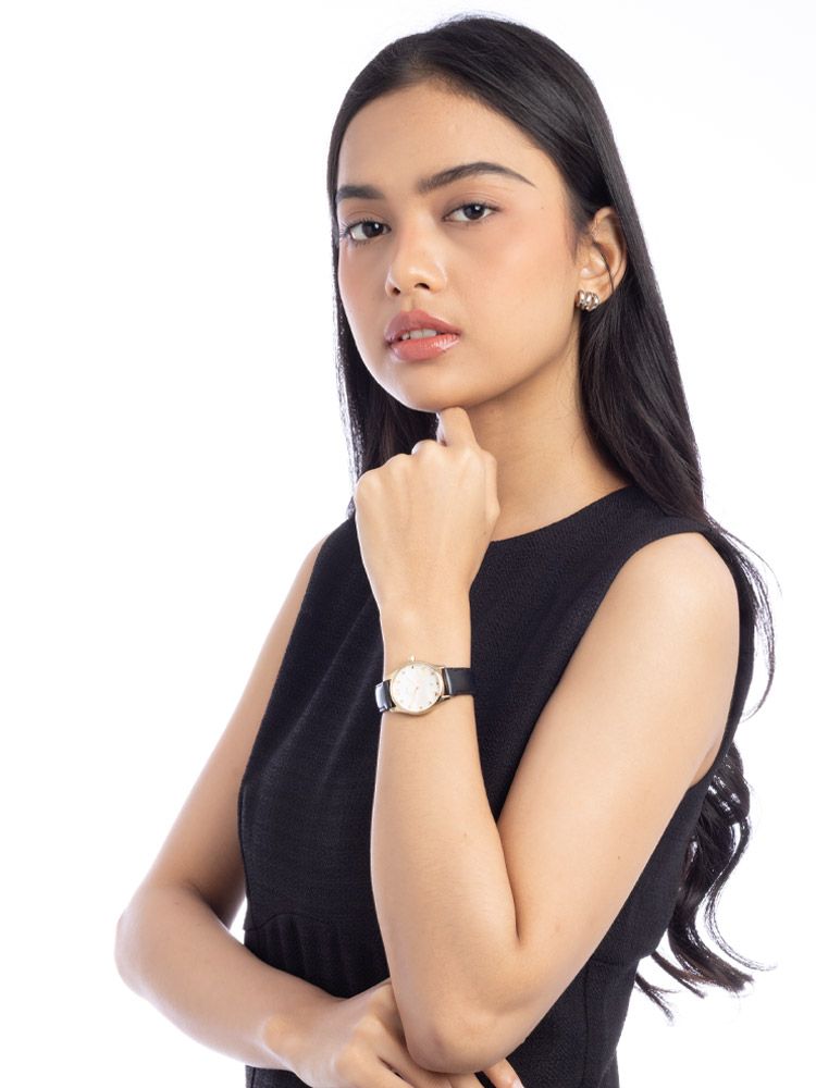 Calfskin MOP G-Timeless Charm 29mm Watch Black Gold