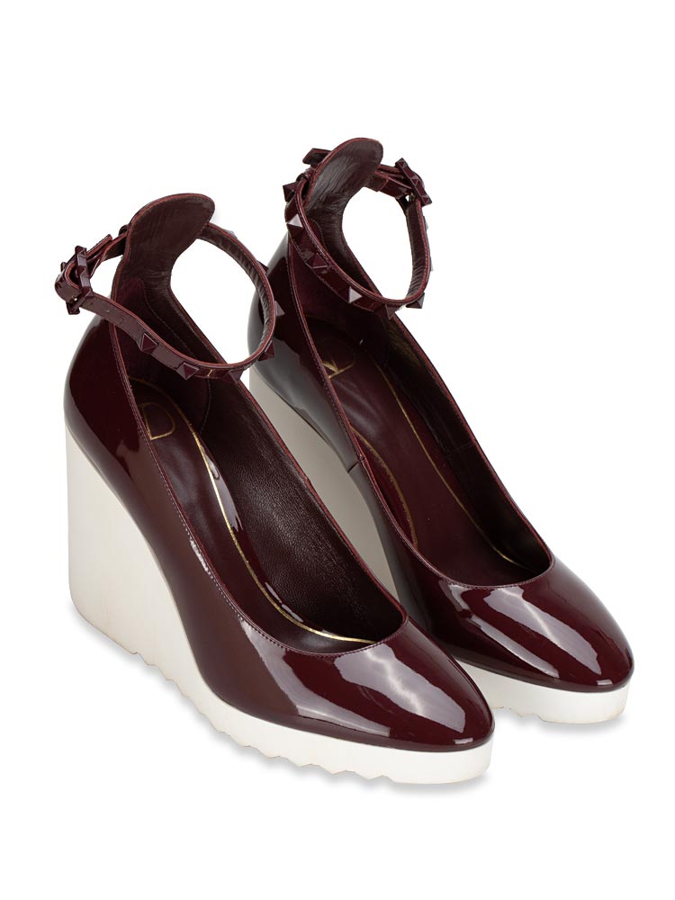 Patent Rockstud Ankle Strap Wedge Sandals Burgundy Sz 38