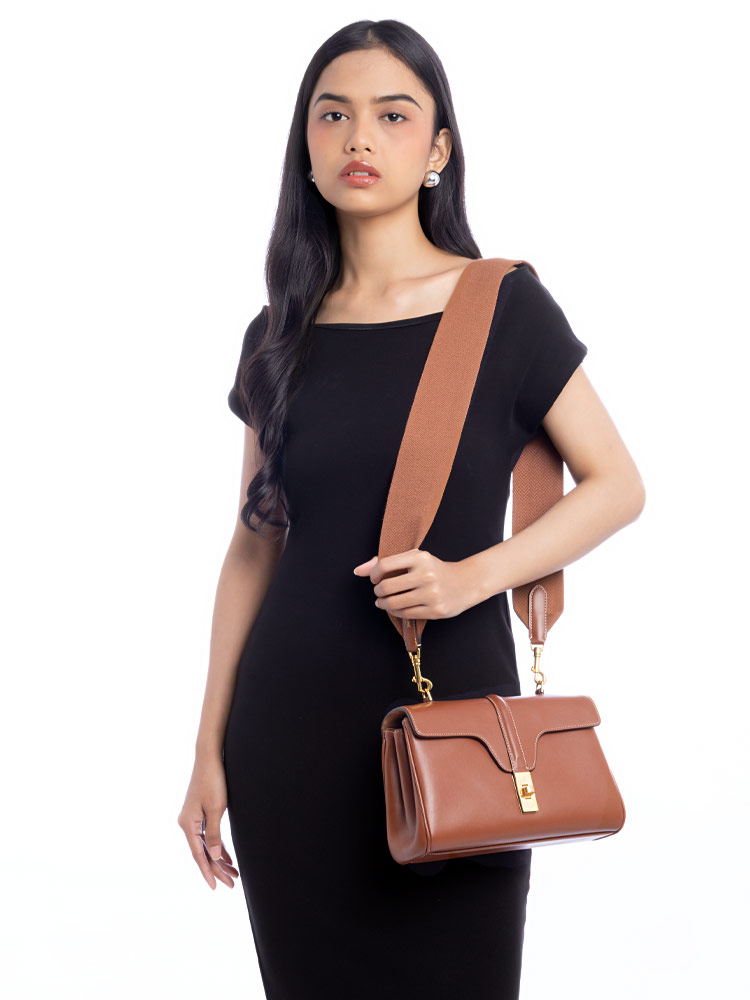 Smooth Calfskin Teen Soft 16 Shoulder Bag Tan