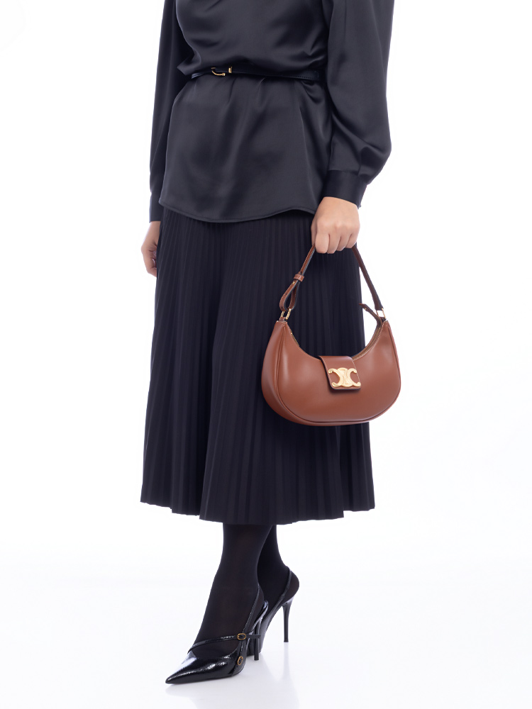 Smooth Calfskin Ava Triomphe Medium Shoulder Bag Tan