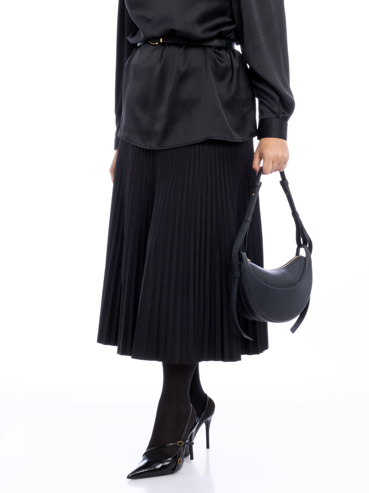 Textured Calfskin Numero Dix Noir