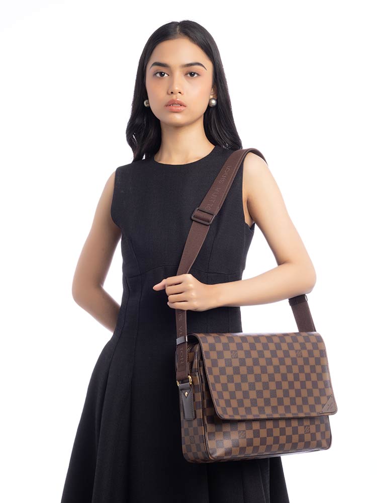 Damier Ebene Shelton MM