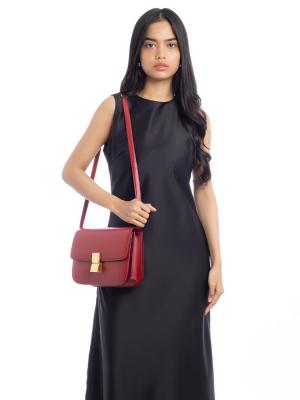 Calfskin Classic Box Medium Flap Bag Red