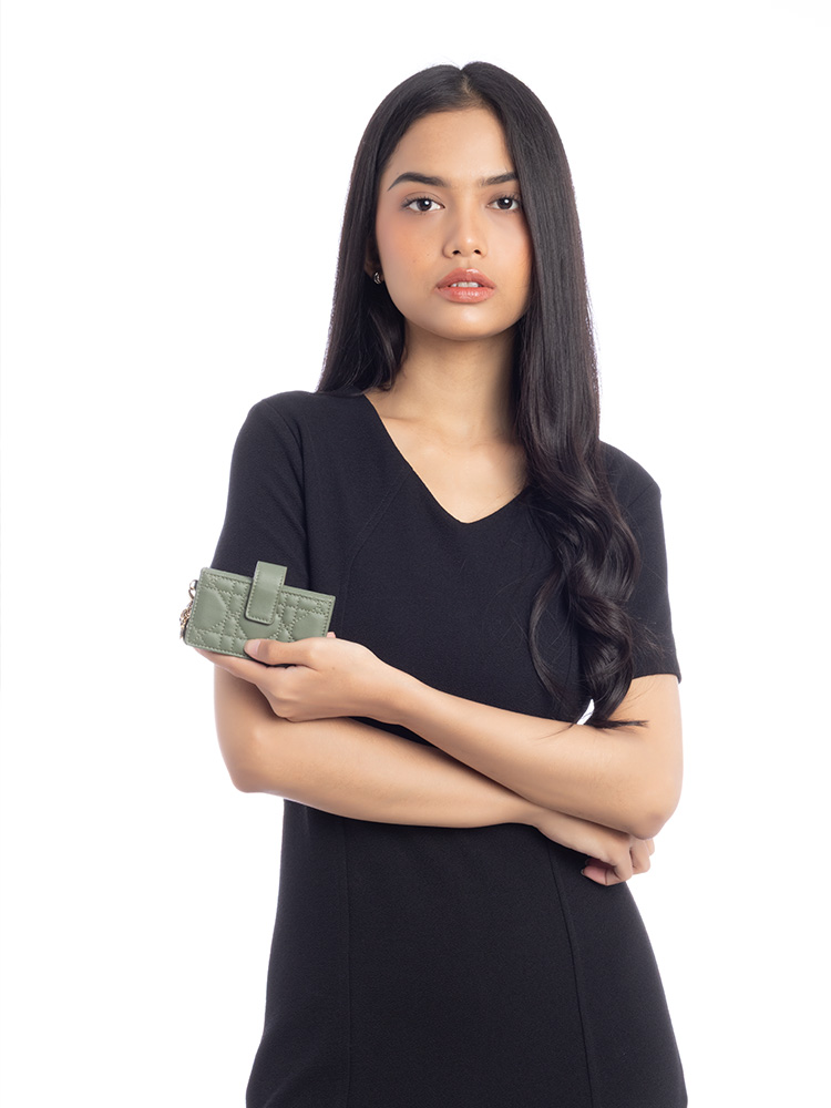 Lambskin Cannage Lady Dior Gusseted Card Holder Green