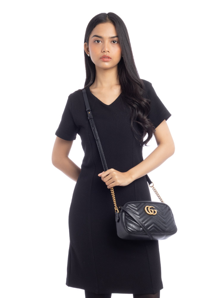 GG Marmont Matelasse Small Camera Bag Black