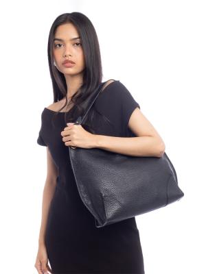 Calfskin Legend Hobo Black