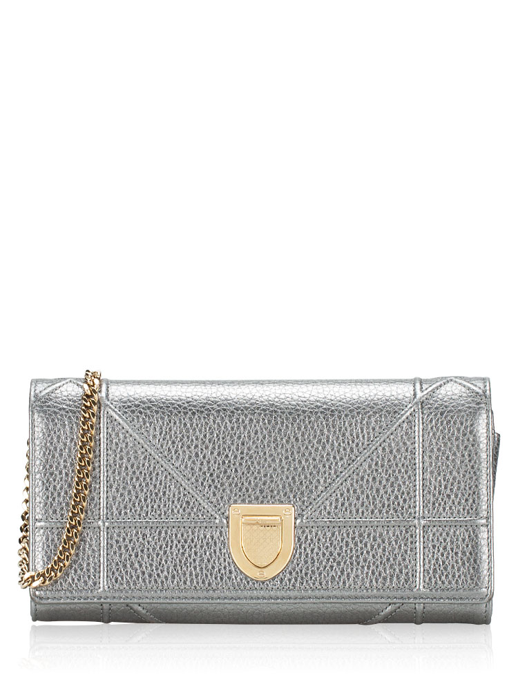 Metallic Grained Calfskin Diorama Chain Wallet Silver