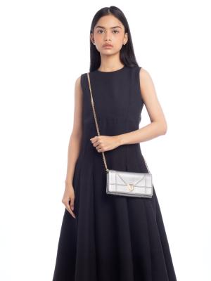 Metallic Grained Calfskin Diorama Chain Wallet Silver