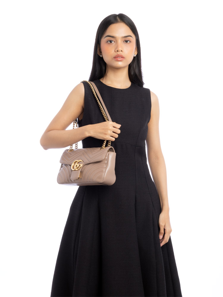 Calfskin GG Marmont Matelasse Small Shoulder Bag Porcelain Rose