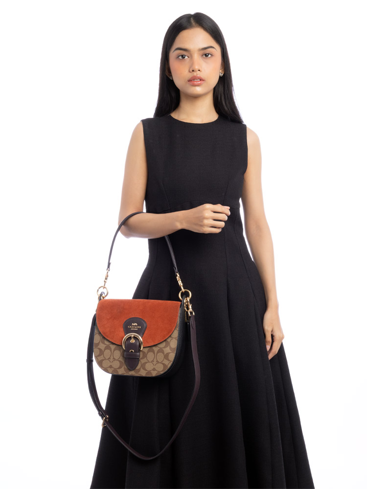 C5692 Signature Kleo 23 Shoulder Bag Khaki Multi