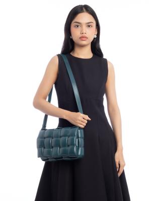 Calfskin Intreccio Maxi Padded Cassette Crossbody Ottanio