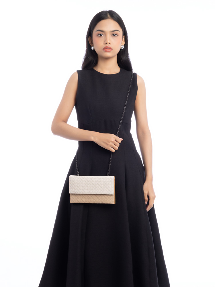 Nappa Intreciatto Chain Wallet Crossbody White Camel