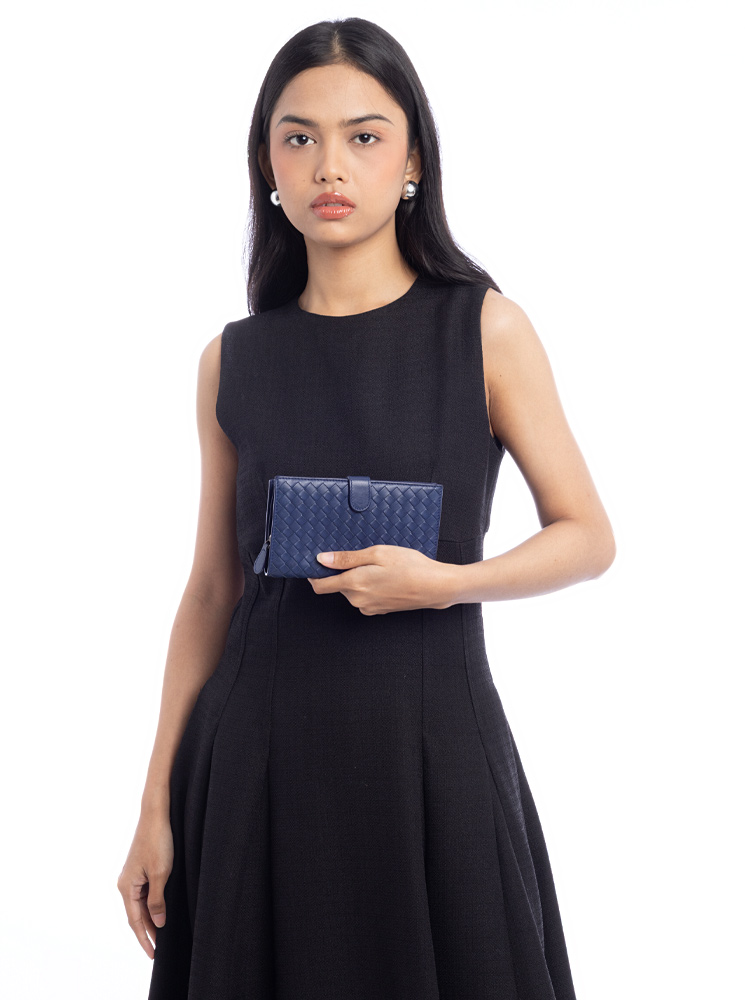 Nappa Intrecciato Continental Wallet Blue