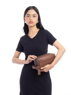 CBE03 Whipstitch Leather Small Travel Pouch Saddle