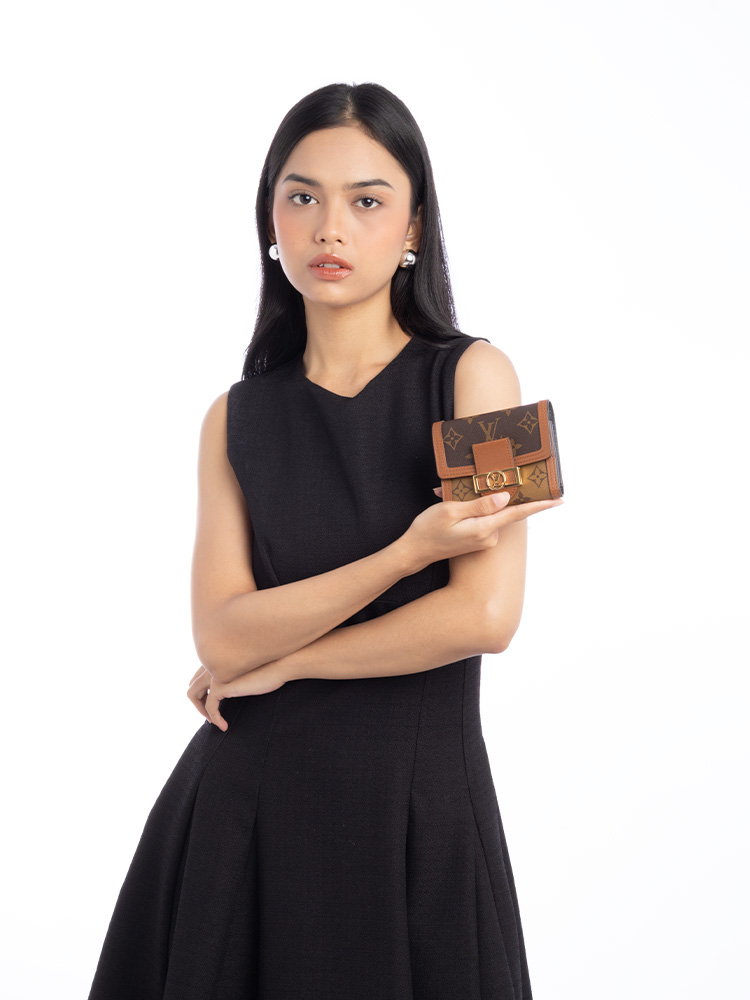 Monogram Reverse Dauphine Compact Wallet