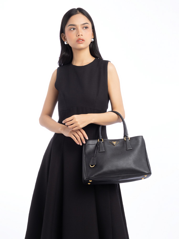 Saffiano Lux Medium Tote Nero