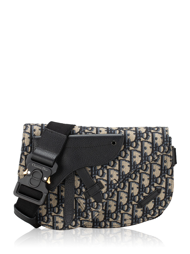 Oblique Saddle Pouch Black