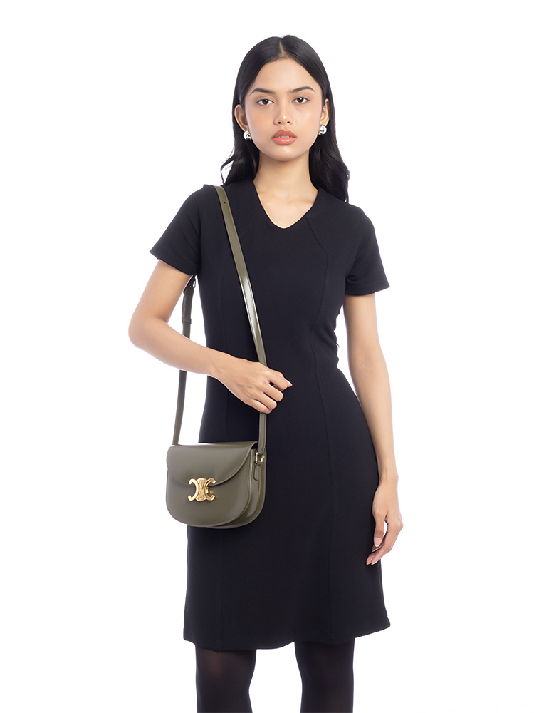 Shiny Calfskin Triomphe Teen Besace Golden Khaki