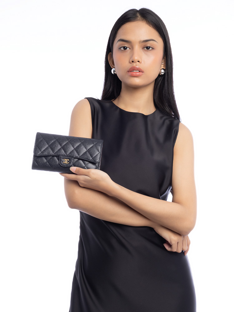 Caviar Long Flap Wallet Black
