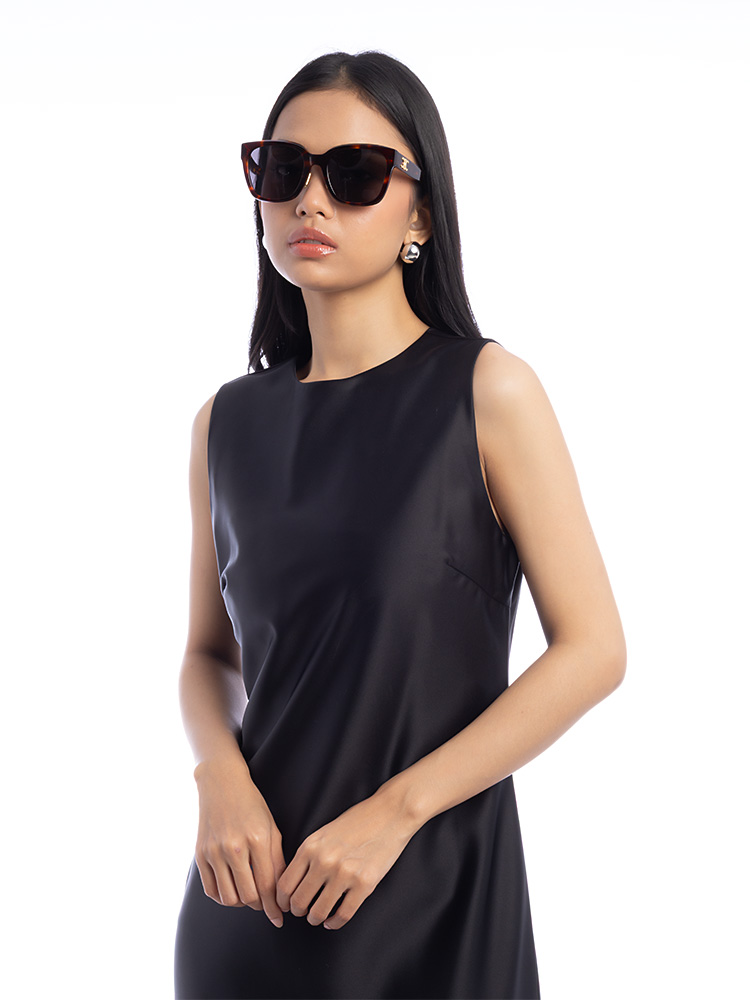 CL40222F Triomphe Sunglasses Havana