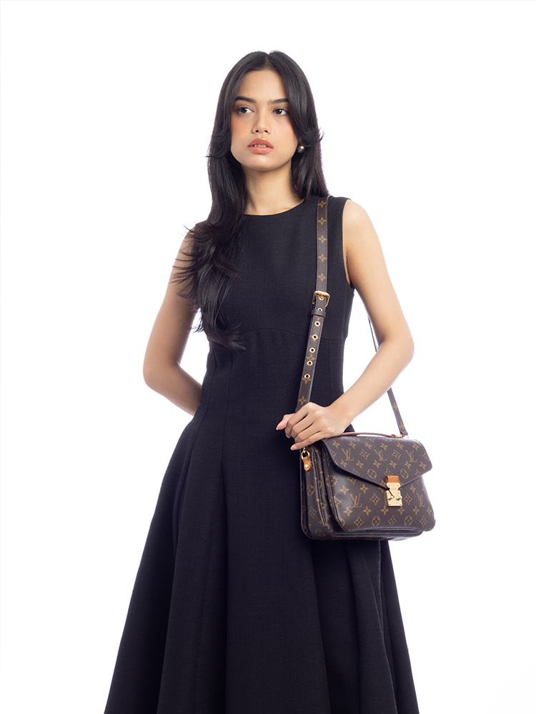 Monogram Pochette Metis